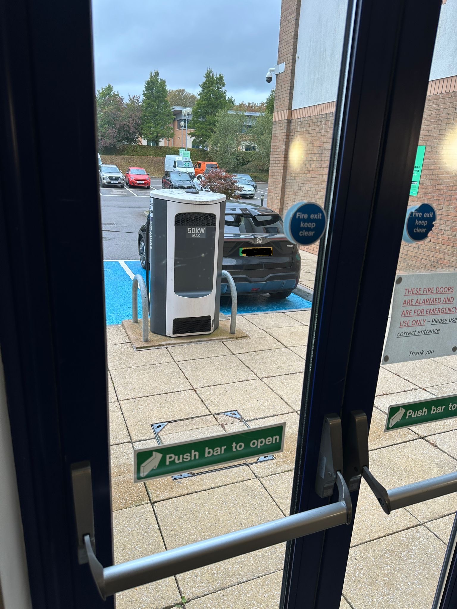 d23c3ab1-e9e8-4261-b2ef-ccd40c7b2b5f